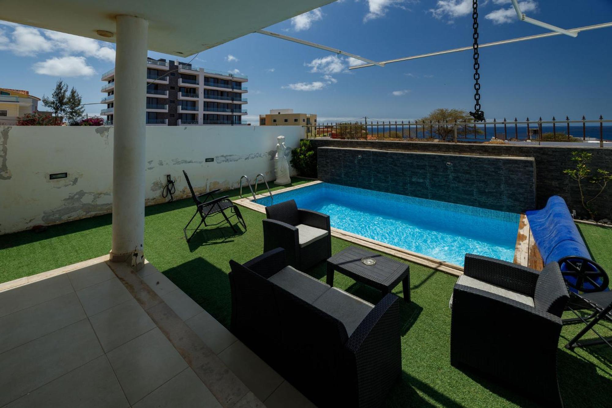 Villa Residencial Eunice ปรายา ภายนอก รูปภาพ