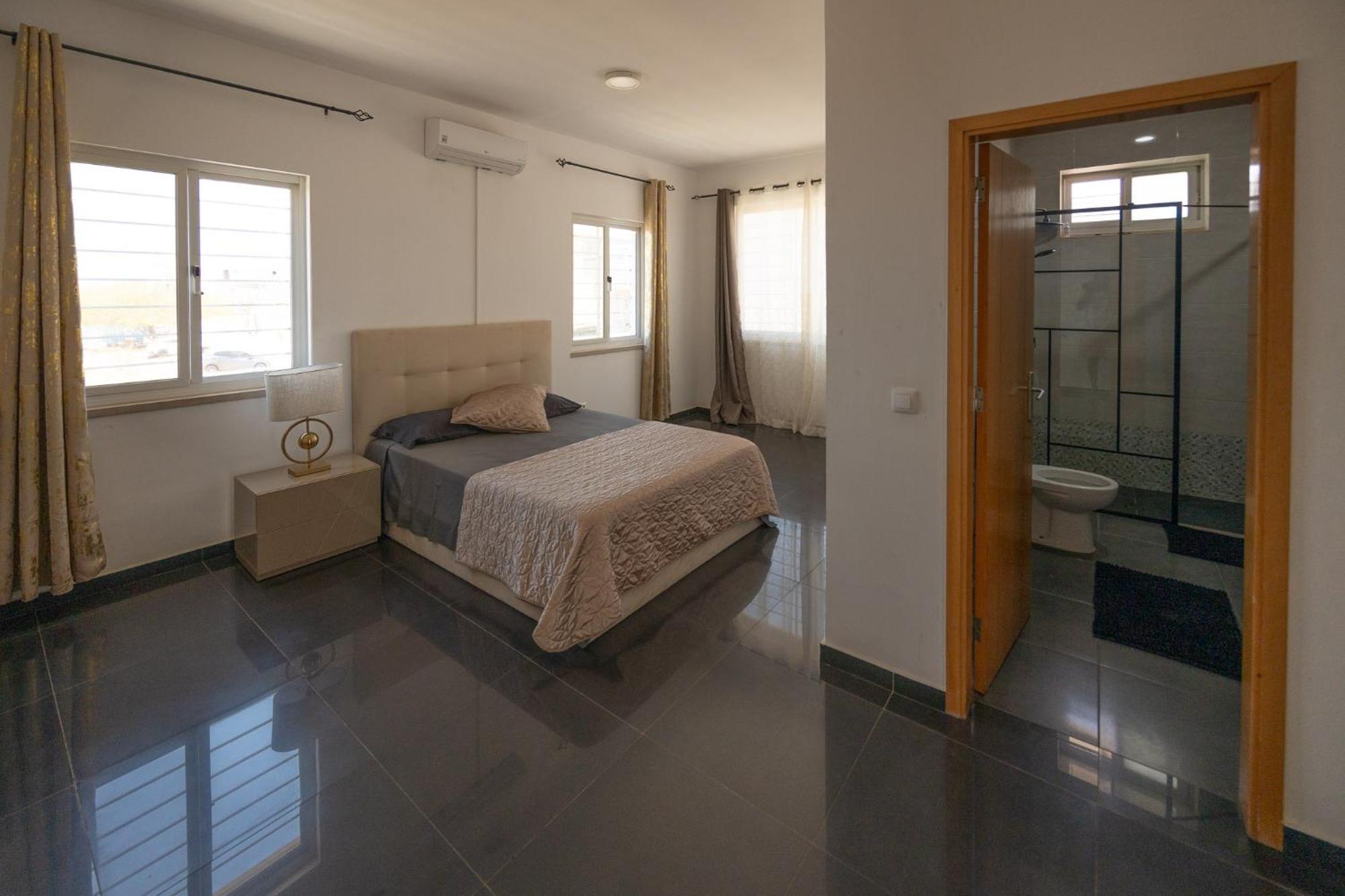 Villa Residencial Eunice ปรายา ภายนอก รูปภาพ
